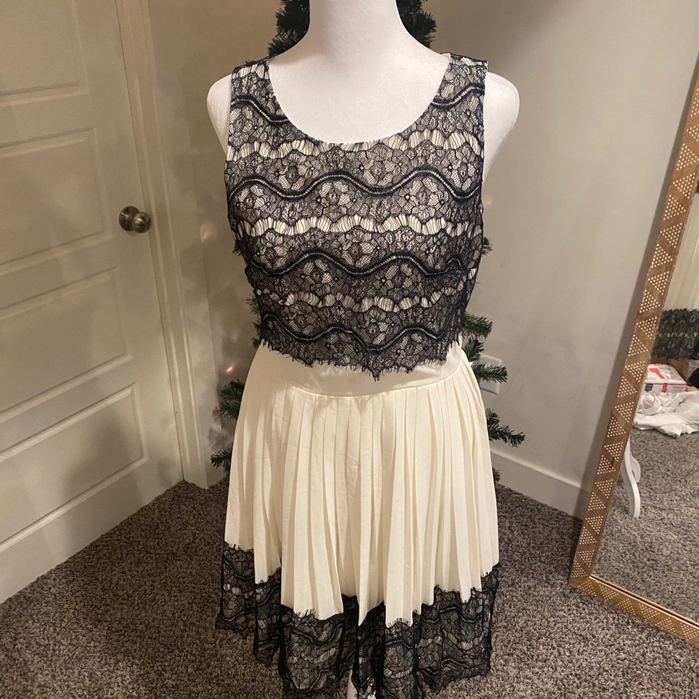 ModCloth Knee Length Dress
